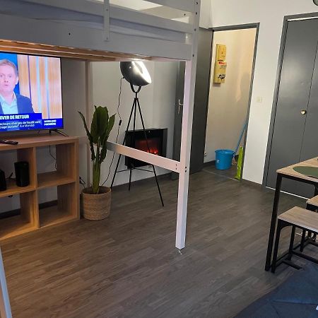 Studio Les Izards Les Angles  Exterior foto